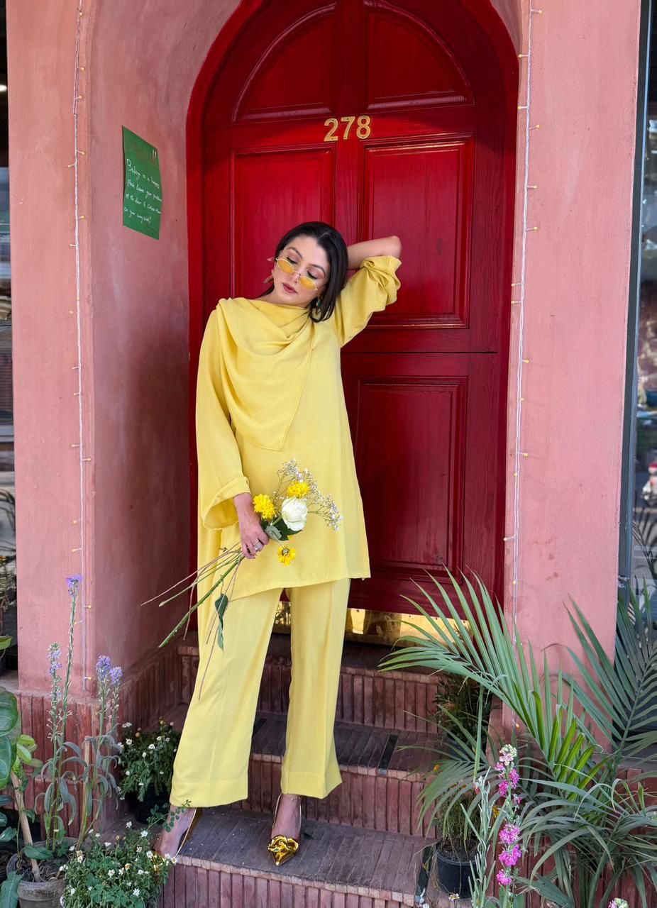 Prime Yellow Drape Set