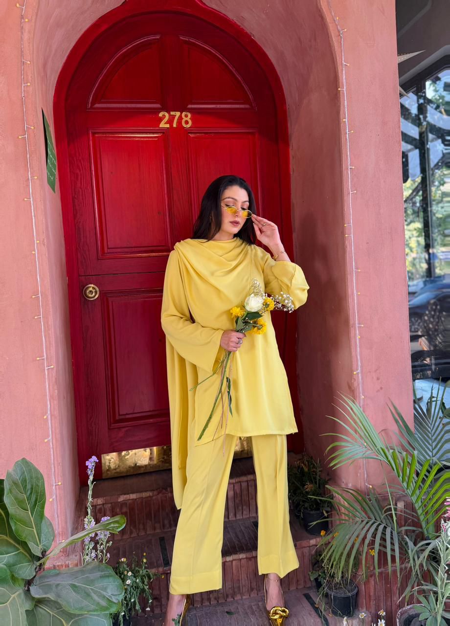 Prime Yellow Drape Set